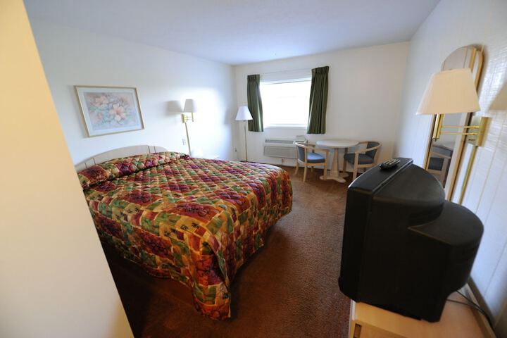 Room 15 of 35