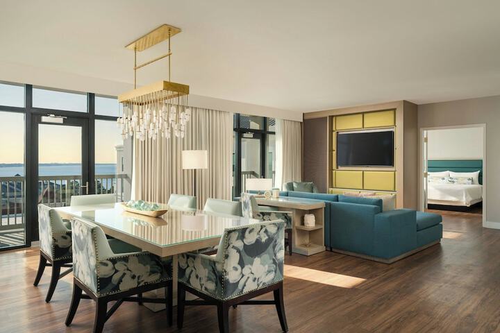 Hotel Effie Sandestin Autograph Collection