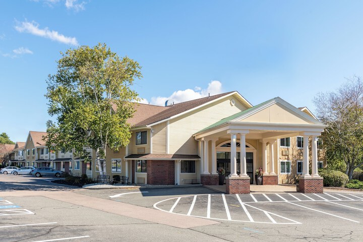 Best Western The Inn at Sharon / Foxboro