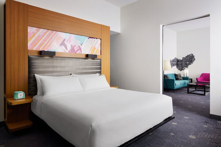 Room 7 of 21