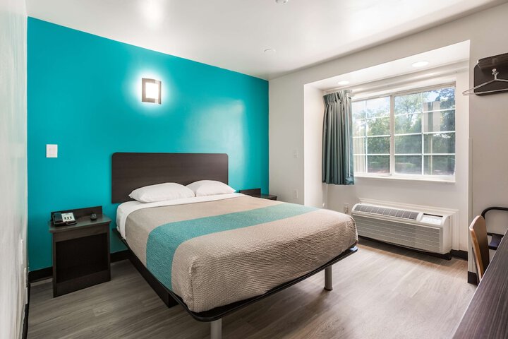 Room 26 of 31