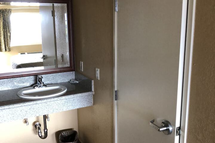 Room 19 of 23