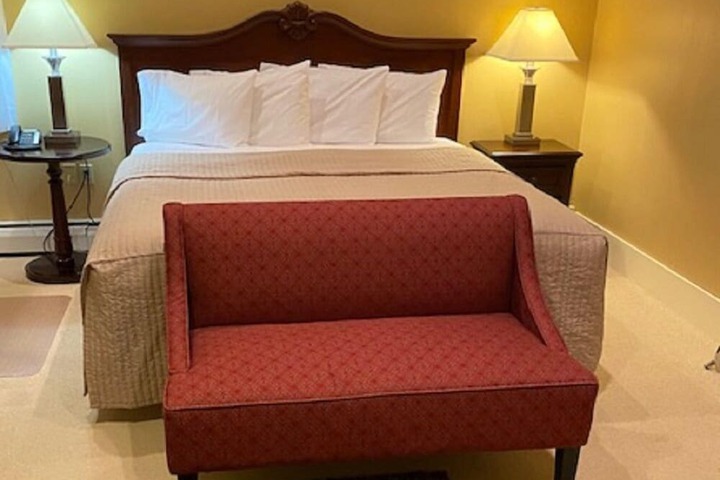 Room 16 of 30