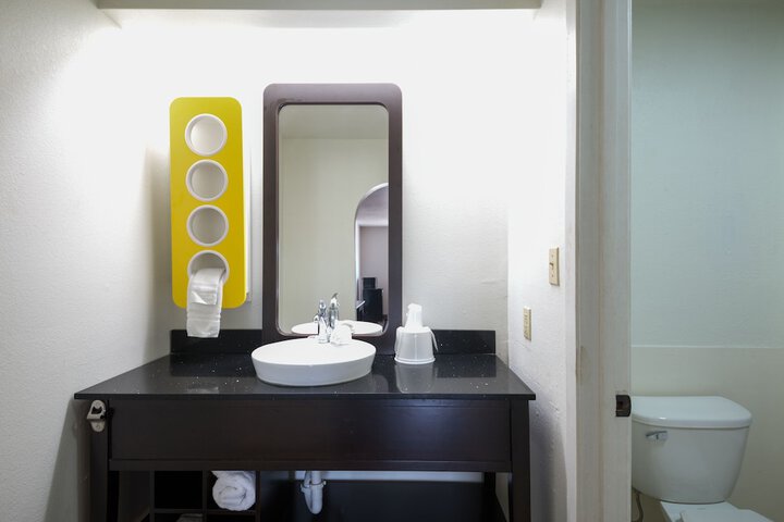 Room 30 of 30