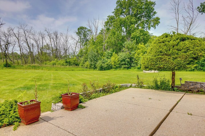 Pet-friendly New Berlin Retreat w / Patio & Yard!