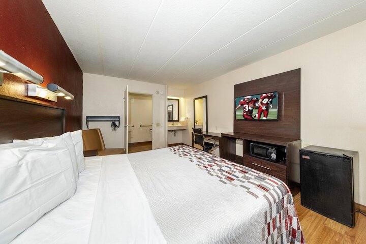 Room 17 of 25