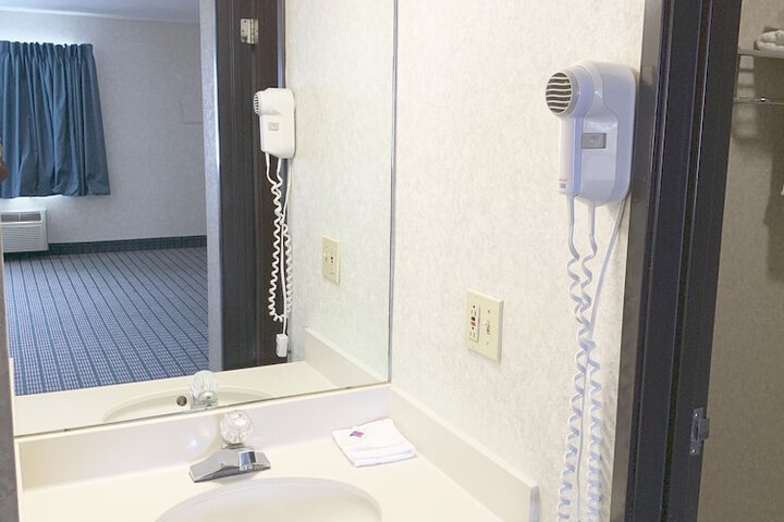 Room 26 of 55