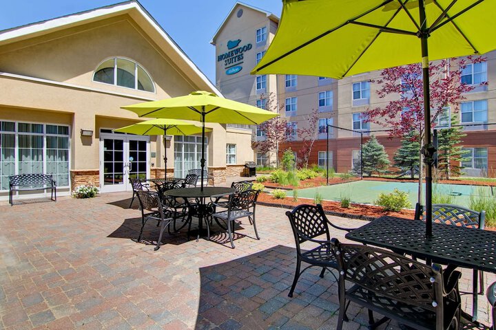 Hotel Exterior 59 of 60