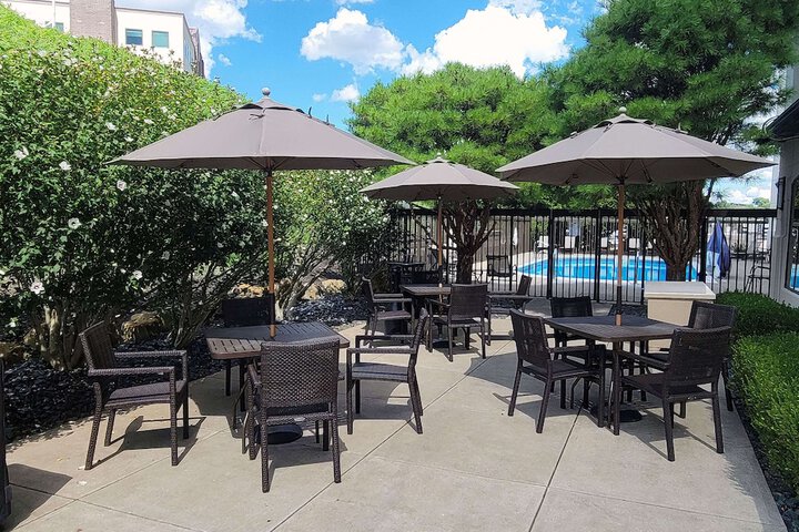 Terrace/Patio 33 of 36