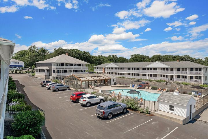 The Mariner Resort