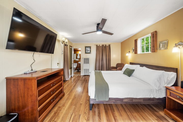 Room 116 of 181