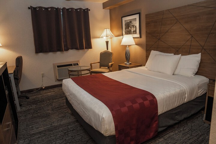 Room 20 of 37