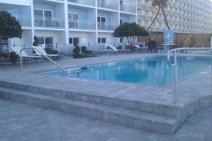 Lotus Boutique Inn & Suites
