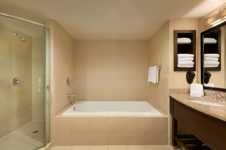 Room 34 of 68