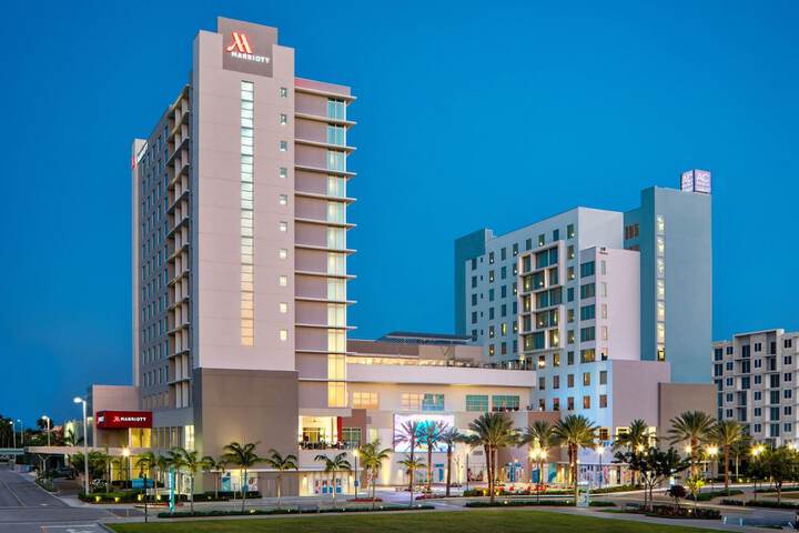 Hotel 2 of 76