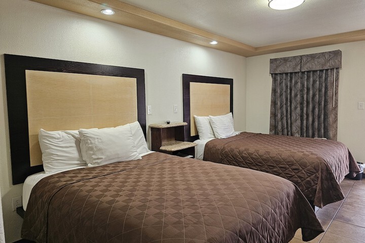 Room 15 of 20