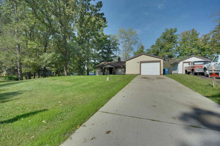 Pet Friendly - Rice Lake Home w / Private Dock!
