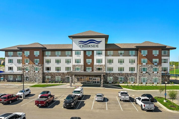 Hotel 9 of 105