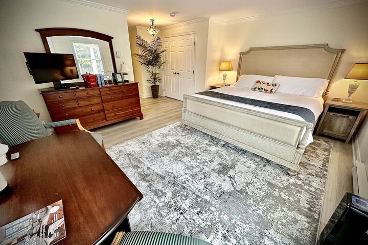 Room 21 of 70
