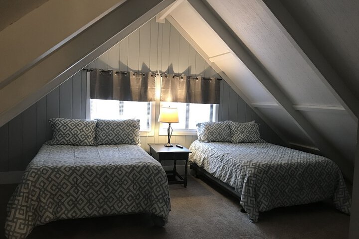 Room 342 of 399