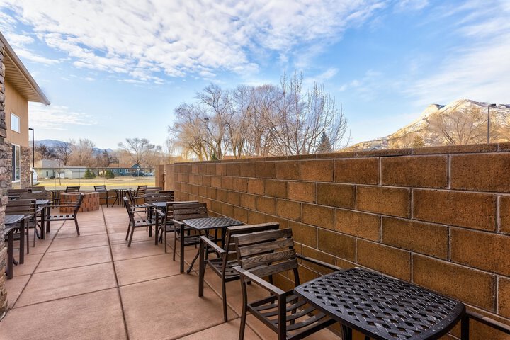 Terrace/Patio 34 of 37