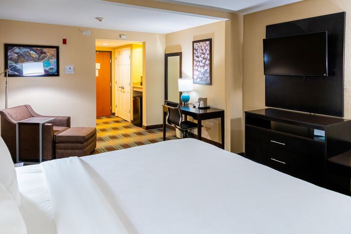 Spark by Hilton Port Wentworth Savannah