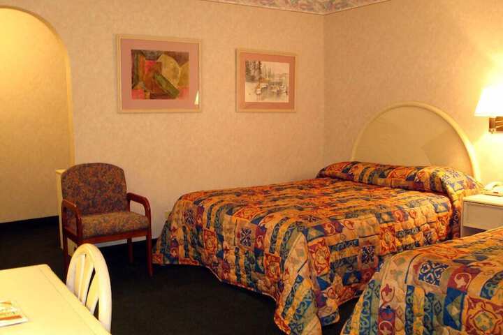 Room 18 of 29