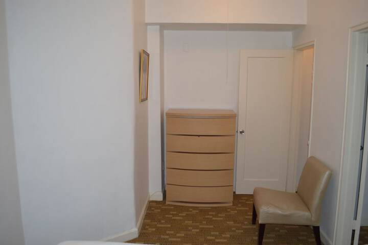 Room 25 of 55