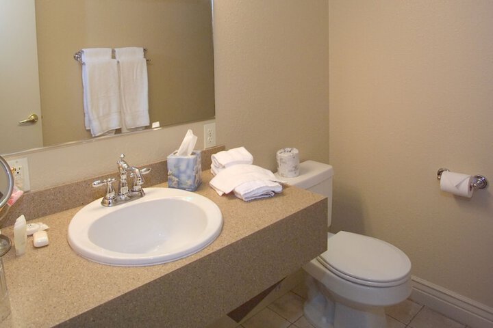 Room 12 of 22
