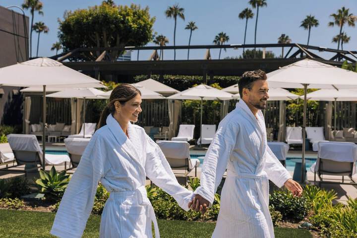 VEA Newport Beach a Marriott Resort & Spa