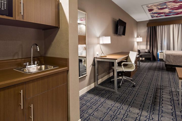 Room 20 of 42
