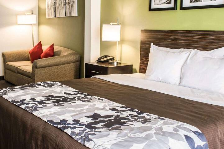 Sleep Inn & Suites Virginia Horse Center