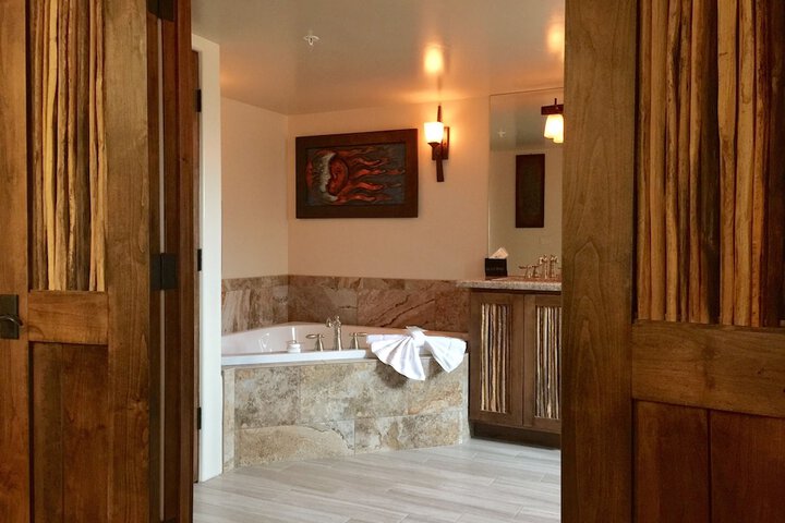Hot Tub 267 of 285