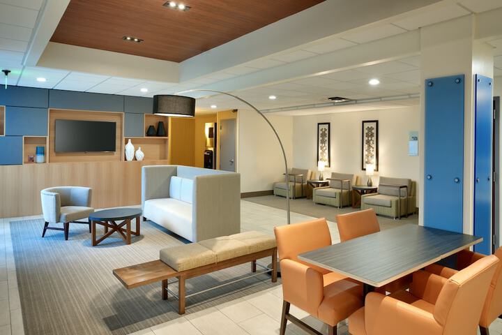Hotel 4 of 52