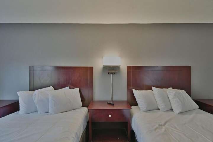 Room 14 of 37