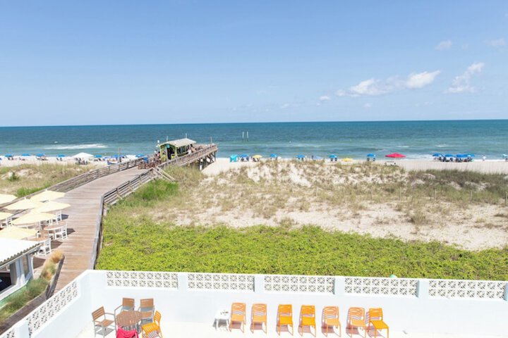 Golden Sands Carolina Beach Oceanfront Tapestry by Hilton