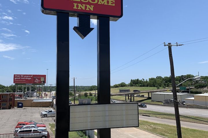 Hotel 7 of 43