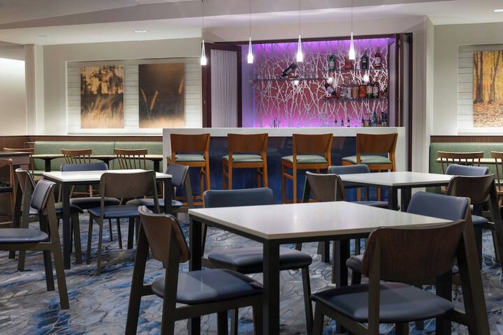 Fairfield Inn & Suites Springfield Northampton / Amherst