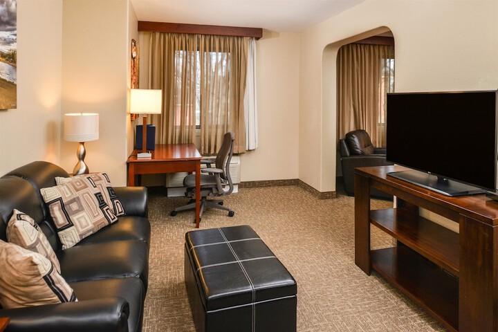 Room 18 of 32