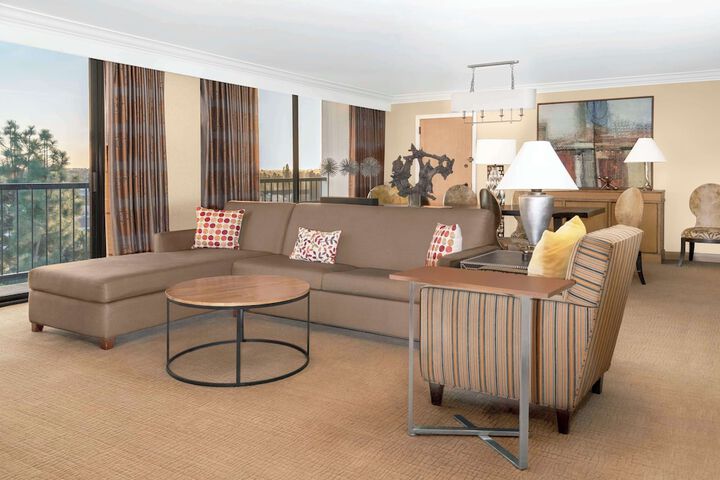 Hilton Orange County / Costa Mesa