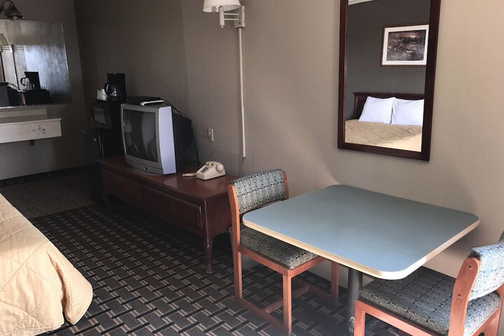Room 20 of 25