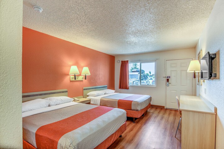 Room 31 of 32
