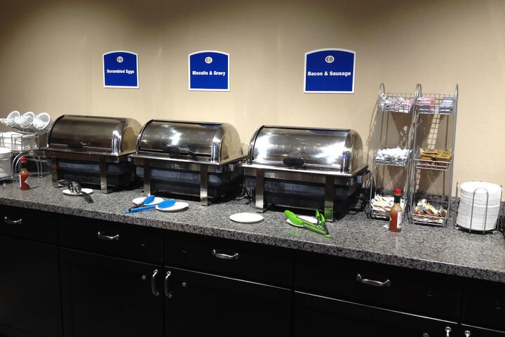 Boarders Inn & Suites by Cobblestone Hotels – Grand Island