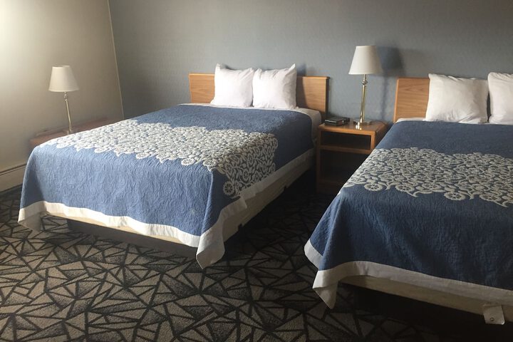 Room 18 of 23