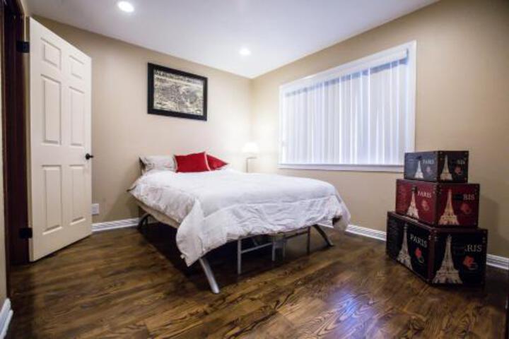 Apple Villa DB