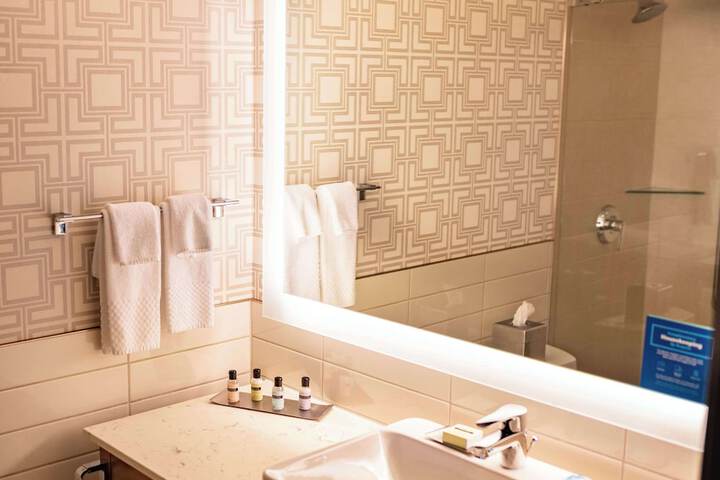 The Lismore Eau Claire - a DoubleTree by Hilton