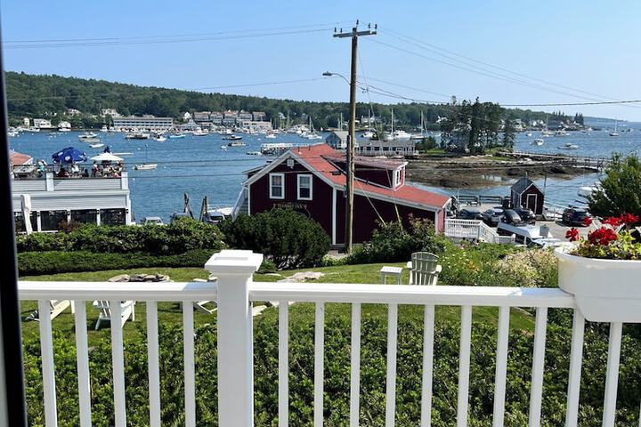 Admirals Quarters Inn