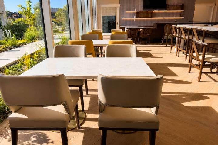 La Quinta Inn & Suites by Wyndham Tracy