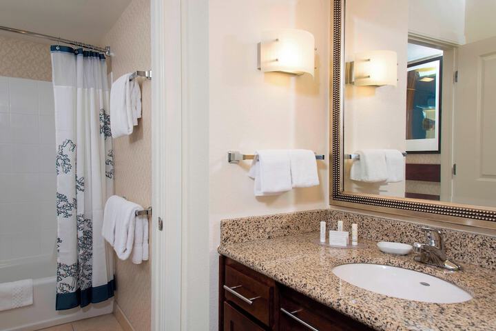 Residence Inn by Marriott Toledo Maumee