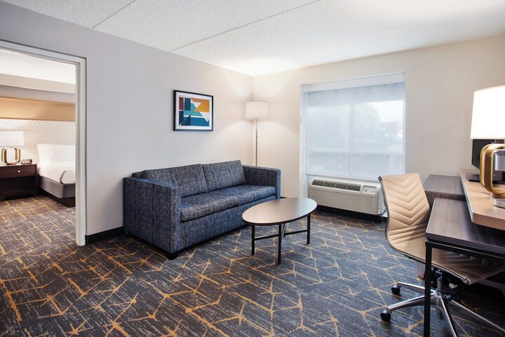 Room 38 of 87